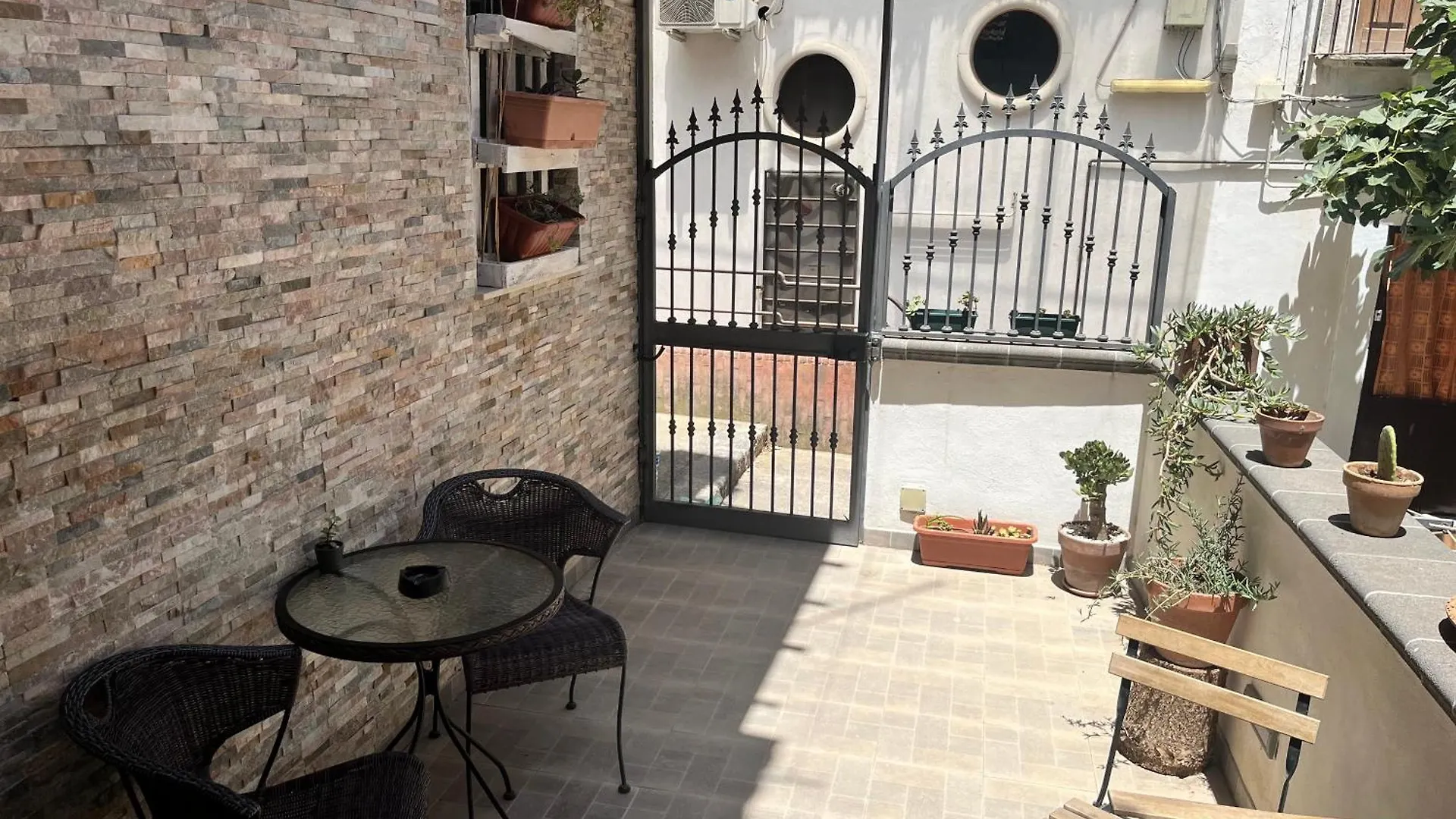 Bloom House Apartment Catania