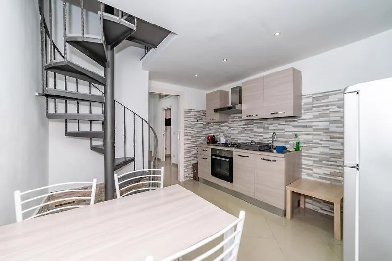 Bloom House Daire Katanya